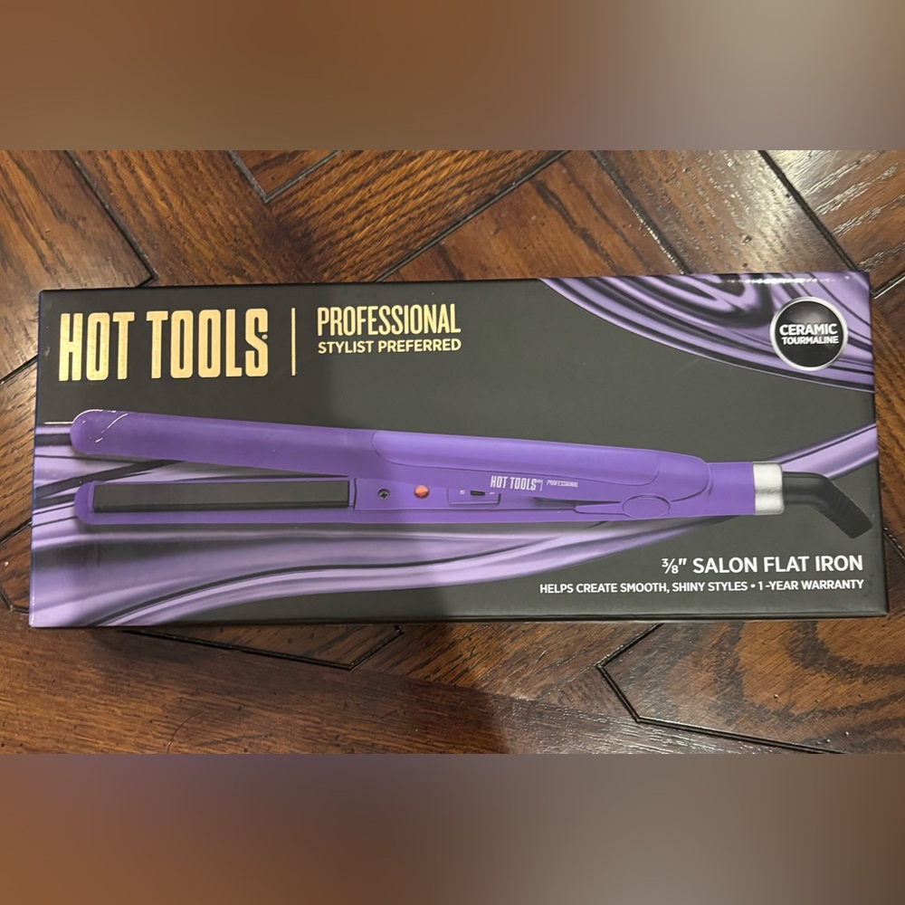 3/8” Salon Flat Iron by Hot Tools.  Professional Stylist Preferred.  New in box.